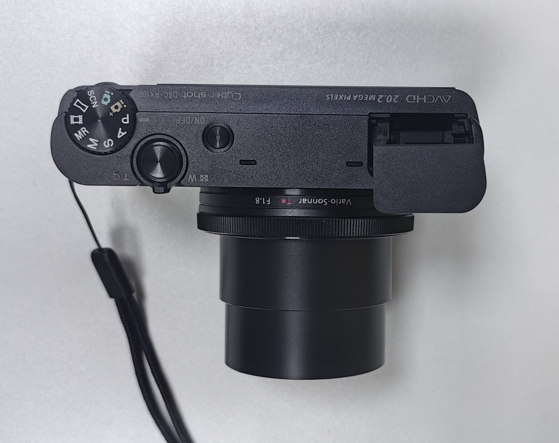 90%NEW Sony Cyber-shot Black DSC-RX100 20.2 MP Digital SLR 90%NEW Sony Cyber-shot Black DSC-RX100 20.2 MP Digital SLR