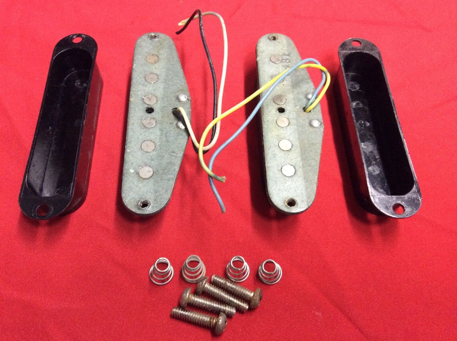 VINTAGE 1971 USA FENDER MUSTANG GUITAR PICKUP SET NECK BRIDGE GREY BOTTOM 