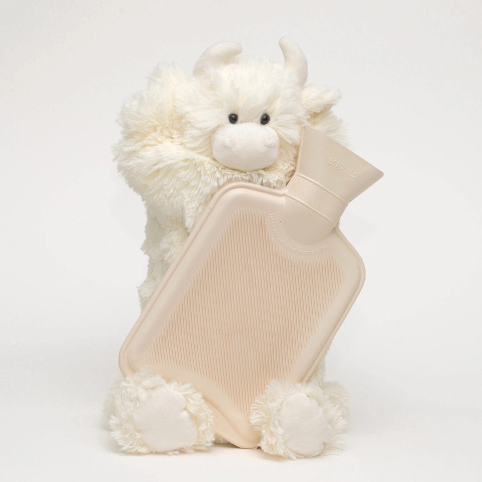Jomanda Cream Highland Cow Plush Hot Water Bottle / Pyjama Case with 1L Bottle