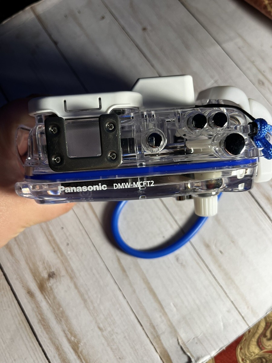 Panasonic Waterproof Lumix Marine Case DMW-MCFT2 40M Panasonic Waterproof Lumix Marine Case DMW-MCFT2 40M
