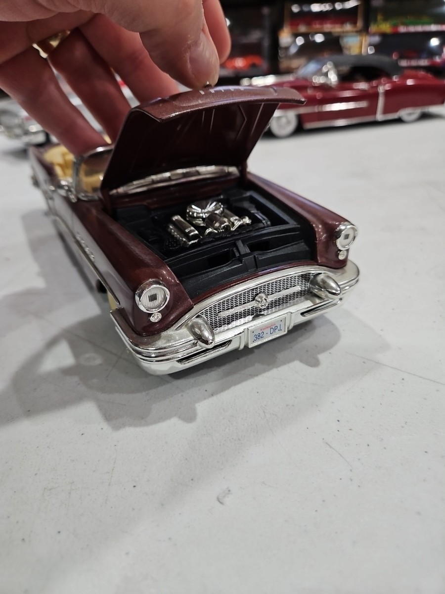 Buck Century - 1955 - Soldo 1/18 ème