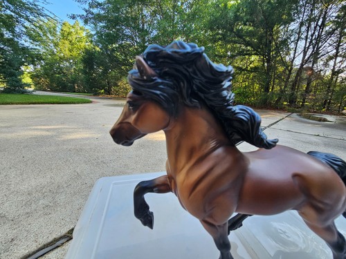 Breyer Horses Svali fra Tjorn Icelandic Stallion 1754