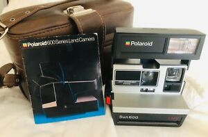 POLAROID SUN 600 Series Land LMS CAMERA - w/ Strap, Shoulder Bag