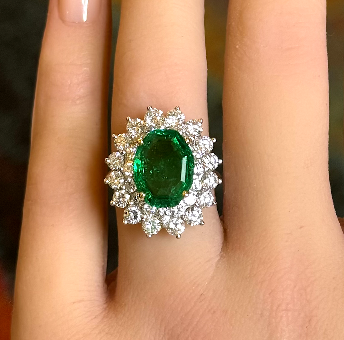 TIFFANY & CO 3.25 CT Colombian Emerald 2.40 CT Diamond Platinum