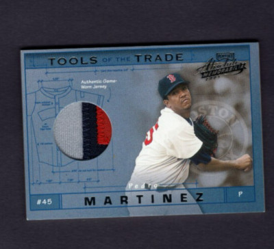 2001 PLAYOFF ABSOLUTE TOOLS OF TRADE #7 PEDRO MARTINEZ 3 CL PATCH JERSEY #45/300