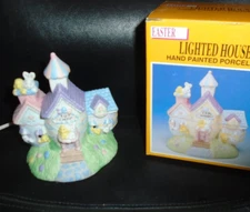 UIB 1994 PORCELAIN LIGHTED EASTER HOUSE "TOY SHOP" BY FABRI CENTERS OF AMERICA