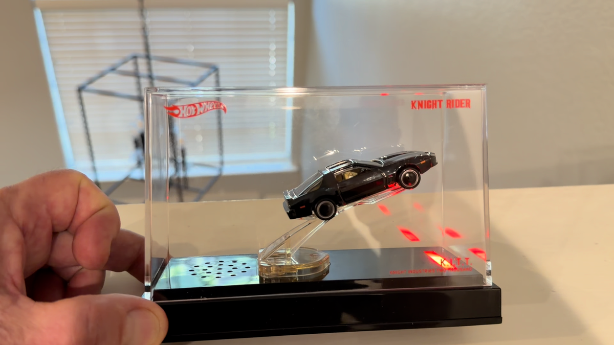 Hot Wheels 2012 San Diego Comic Con Knight Rider KITT Light Up