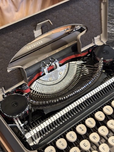 Ubriaco Picchia La Moglie Davanti Alle Figlie Piccole, Arrestato - Foto 7