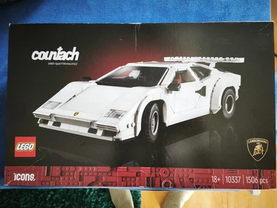 LEGO® ICONS: 10337 Lamborghini Countach 5000 Quattrovalvole