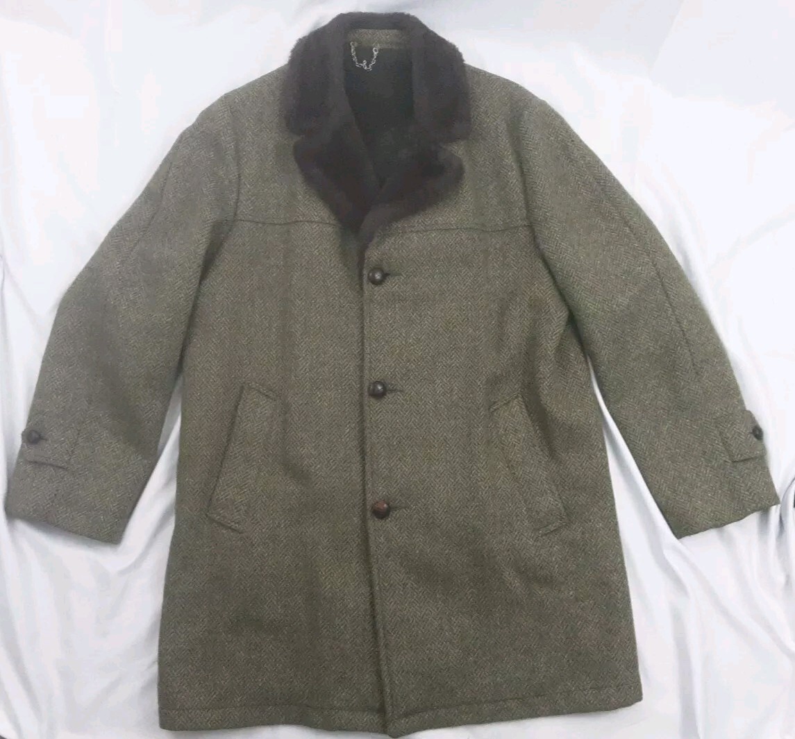 Richman Brothers Green Tweed Wool Raglan Sleeve Overcoat Vintage 