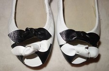 stuart weitzman bonaire white black bow shoes 36 US SZ 5.5 new