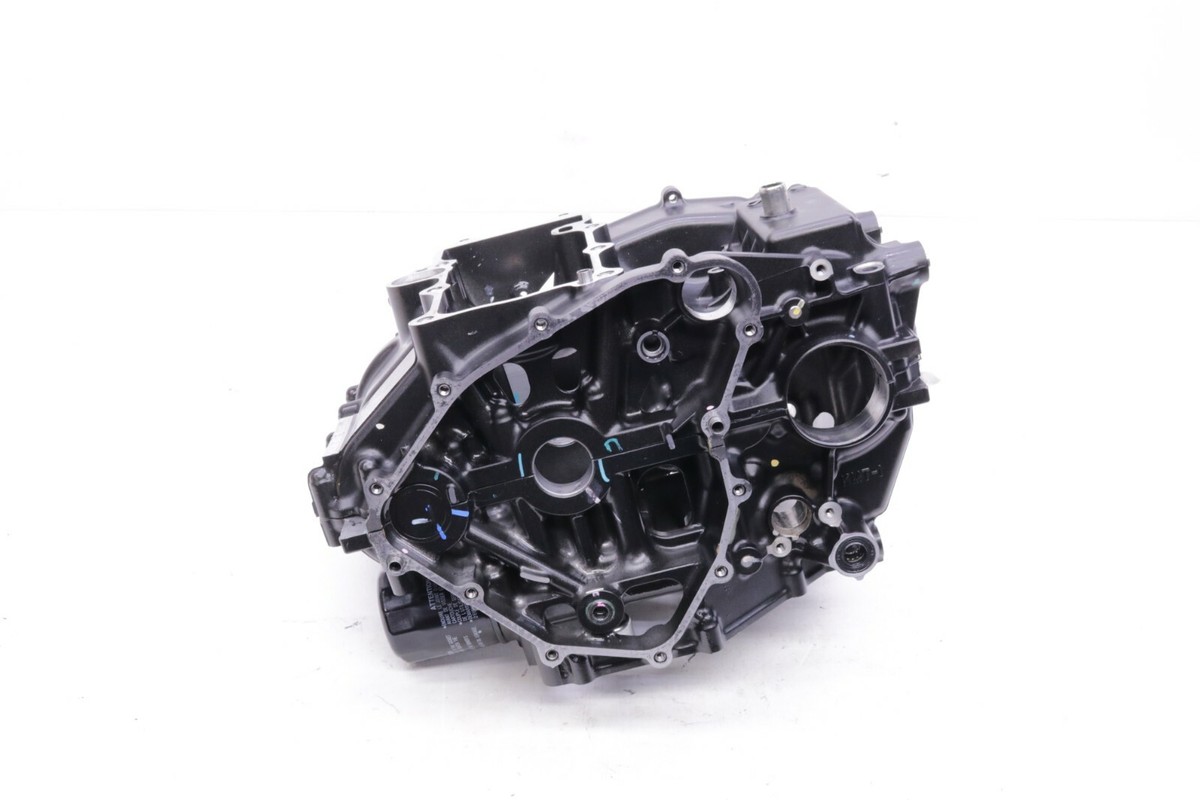 2018 18 19 20 KAWASAKI NINJA 400 EX400 ENGINE CRANKCASE CASES 560