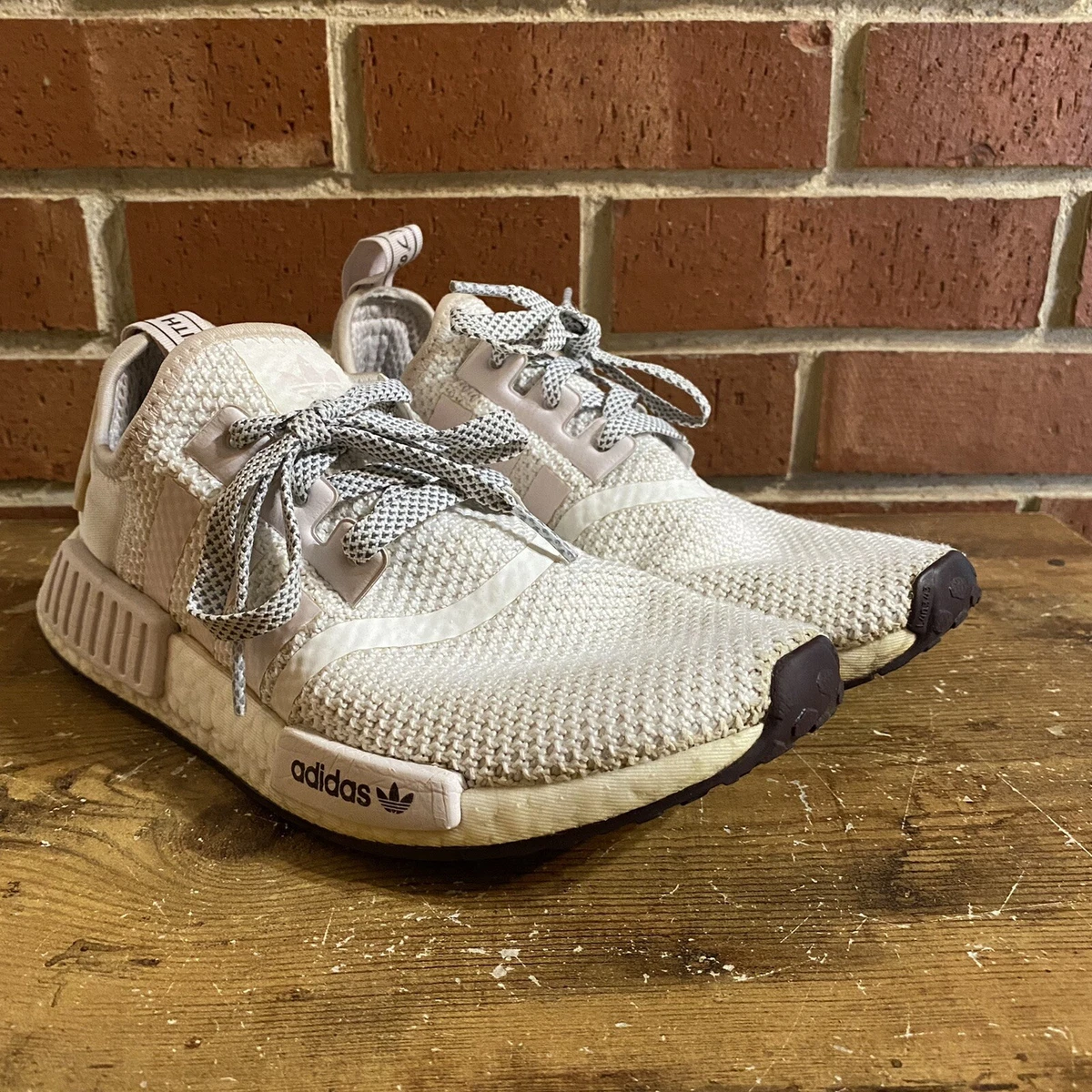 Nmd r1 womens top white icey pink