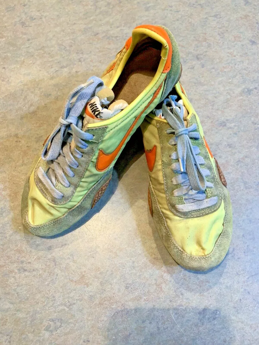 Nike Vintage 1981 Spikes Track Shoes Vainqueur Rare green and yellow