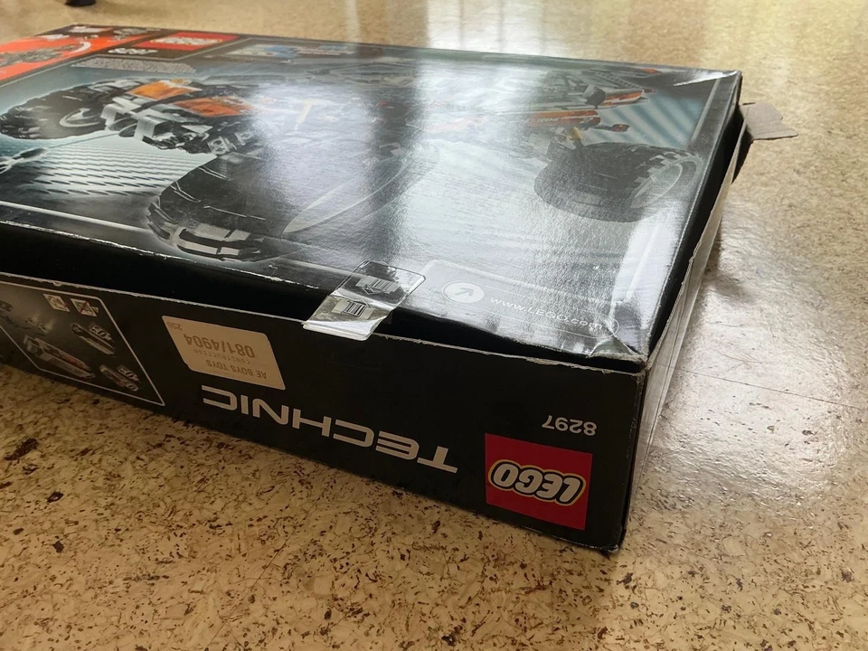 LEGO Technic 8297 Off-Roader, photo 3 of 5