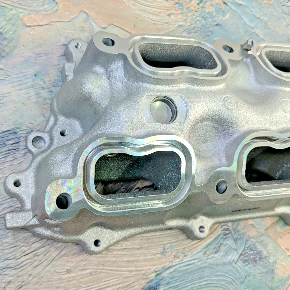 Colector de admisión de aluminio GM 12662540 para Cadillac 2020-2025 CT5 2016-2019 CT6 OE Foto 3 de 4