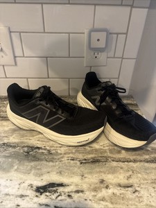 New Balance 1080 V13 Men’s Size 12.5 D Med Running Shoes M1080B13 black/white New Balance 1080v13 (M1080K13) Running Shoe | XLfeet main image 4