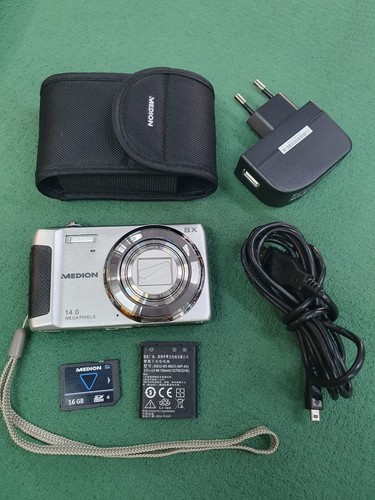 Medion MD 86565 14.0MP Digitalkamera *TOP* - Bild 1 von 24