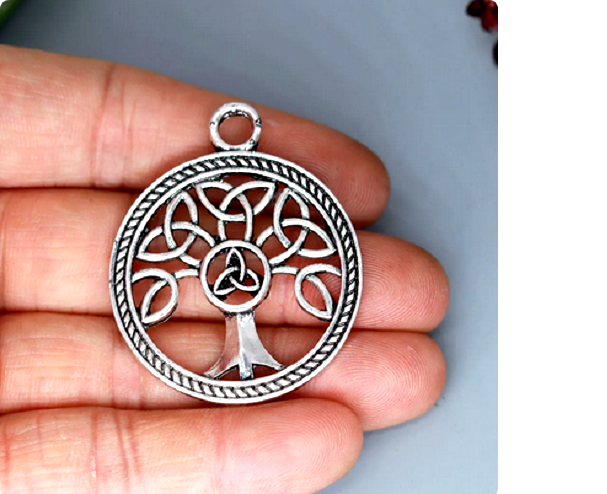 large CELTIC KNOT TREE OF LIFE Pendant On 24 large CELTIC KNOT TREE OF LIFE Pendant On 24