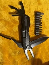 KINGMAX 14-in-1 Multi-Tool Pliers Folding Pocket Knife w/ 9-in-1 Bit Set Black