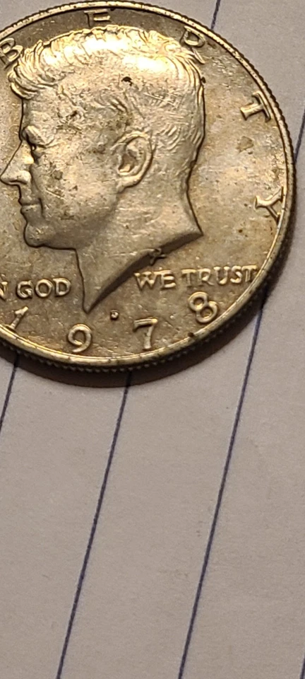 1978 D Kennedy Half Dollar With Some Slight Errors On Obverse And Reverse. - Image 3 of 4