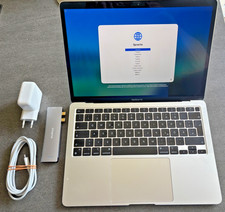 Apple MacBook Air 13" (256GB SSD, M1, 8GB) Laptop; Silber