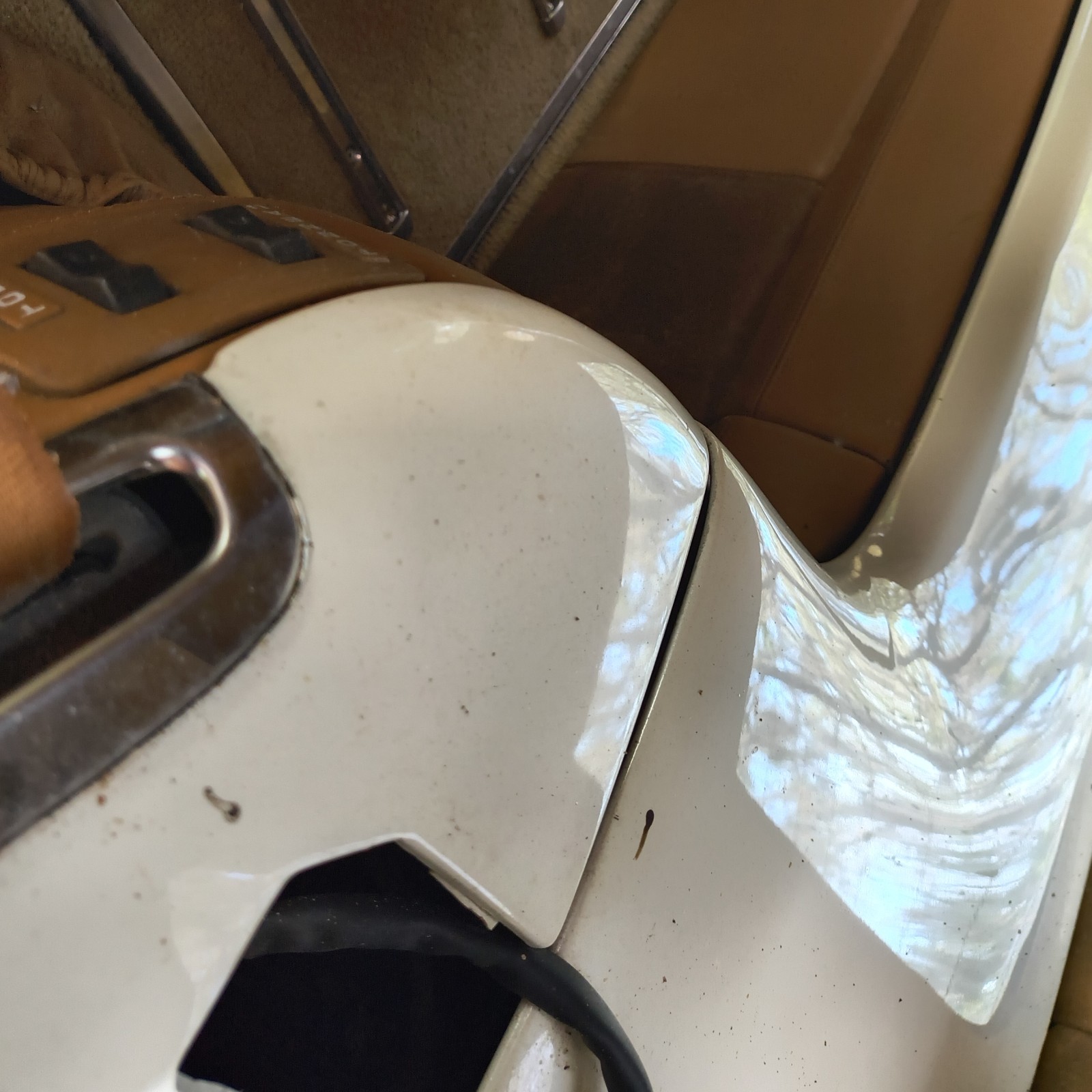 1990 Chrysler TC Maserati Two-door Roadster Hardtop Convertible For Parts