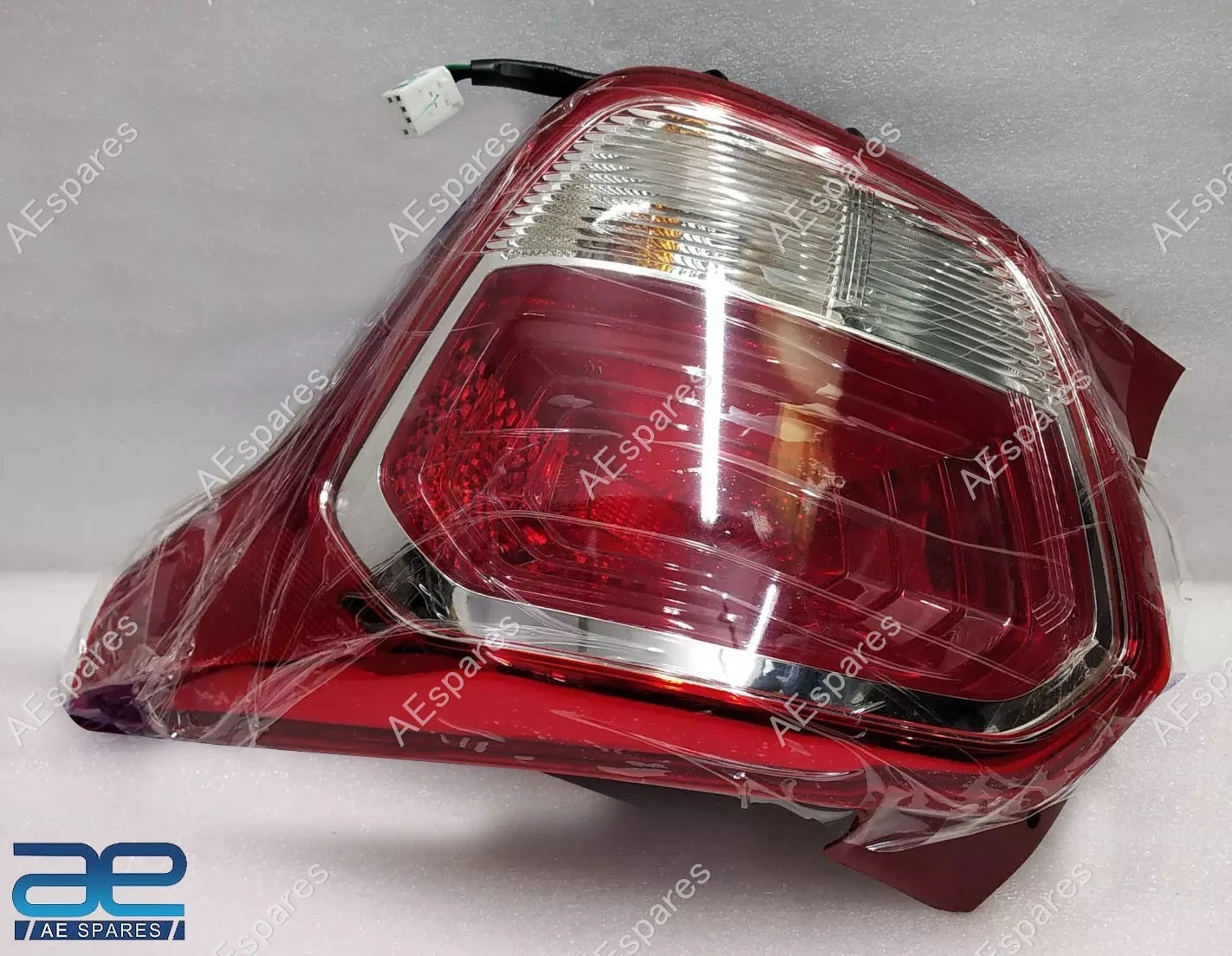 Rear Tail Light Lamp Assy RH For Hyundai Xcent 1.1L 1.2L 2013-2016 92402B4400