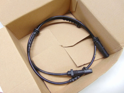NEU BMW 5 TOURING F11 HECK LINKER ABS -SENSOR 34526775866 6775866  