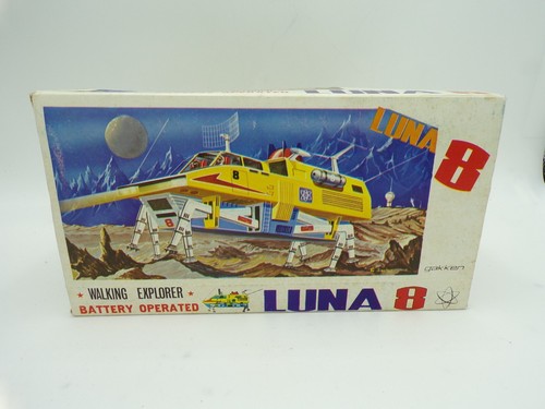 RARE 1960's Gakken Japan B/O Luna 8 Space Walking Explorer New Old Store Stock