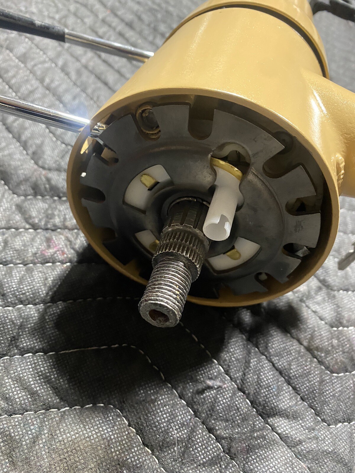 7686 JEEP CJ5 CJ7 CJ8 FLOOR SHIFT TILT STEERING COLUMN OEM FACTORY