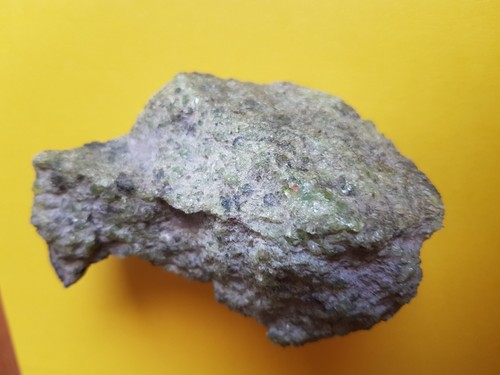 Vulkanstein aus Lanzarote I Olivin I 365 g I 9 x 5 x 5 cm - Bild 2 von 5