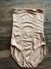 NWOT Spanx Assets Red Hot Label Women s Body Slimming Tan Shape wear Size M