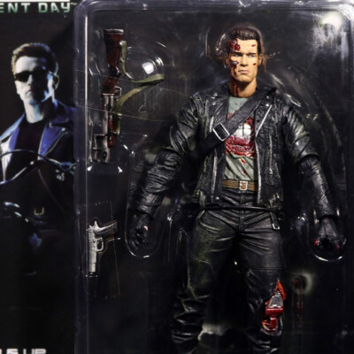 NECA Terminator 2 Judgment Day T-800 Steel Mill Battle Arnold 7'' Action Figure