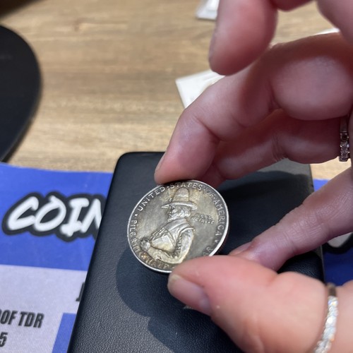 1920 D 50c Pilgrim Tercentenary Mayflower Commemorative Silver Half Dollar - Picture 22 of 24