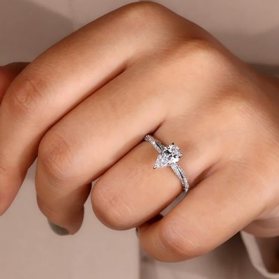Designer Stil Platin Diamant Ring E F VVS 1,70 Ct Birne IGI Lab Created PT950