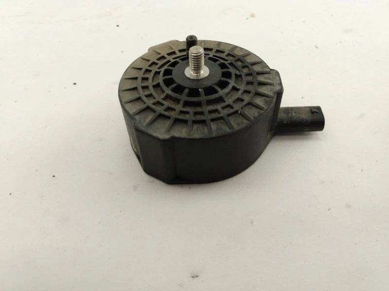 Actuador amplificador de sonido de impacto VOLKSWAGEN GTI GOLF MK6 compatible con 2010-2013 Foto 3 de 4