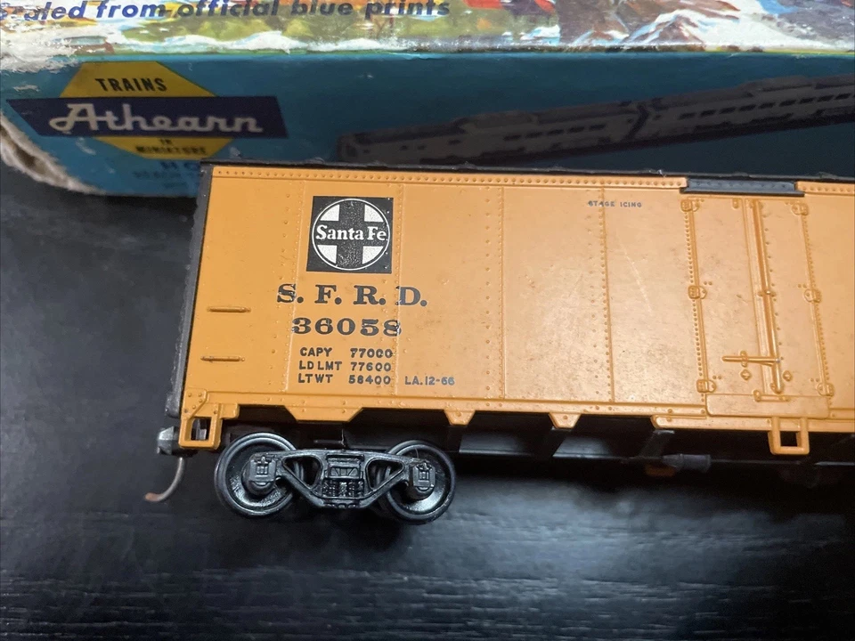 N Scale Kadee "S.F.R.D." Grand Canyon Yellow Freight Car With Box  #5 - Image 3 of 4