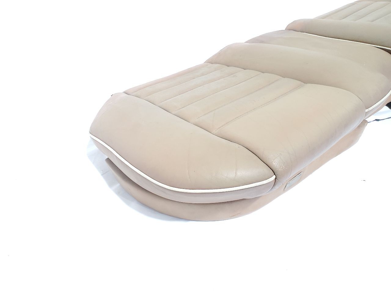Used Seat Front fits: 1990 Bentley TURBO R Grade A