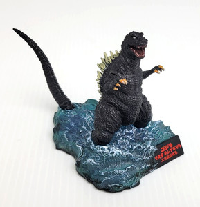 Yuji Sakai Godzilla 2001 GMK Bandai 3" Mini Diorama Gashapon Figure