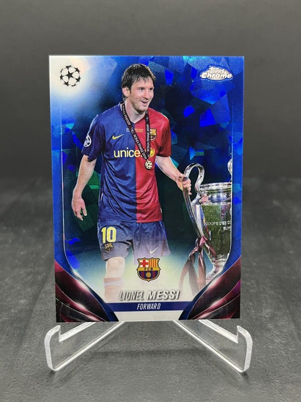 2023-24 Topps Chrome Sapphire UEFA Lionel Messi Image Variation SP #CVS-3 (A)