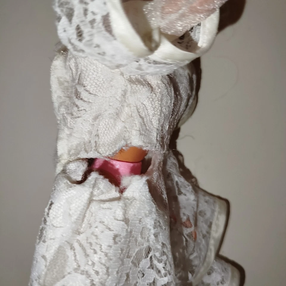 BARBIE NOVIA SPOSA DOLLS BAMBOLA ANNI 90. CORPO BARBIE 1966 - Immagine 3 di 4