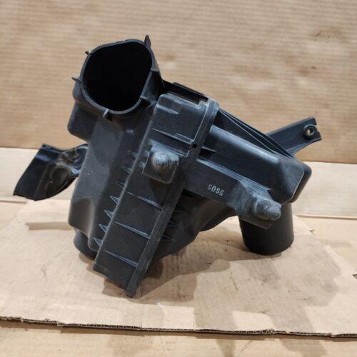 2006 - 2009 Infiniti M45 V8 4.5L Air Intake Filter Air Box Assembly 16500-EG000 - Picture 2 of 10