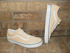 New Vans Old Skool  Low Skate Shoe Dusty Pink-White Men 10 M/Canvas/Suede SRP$65