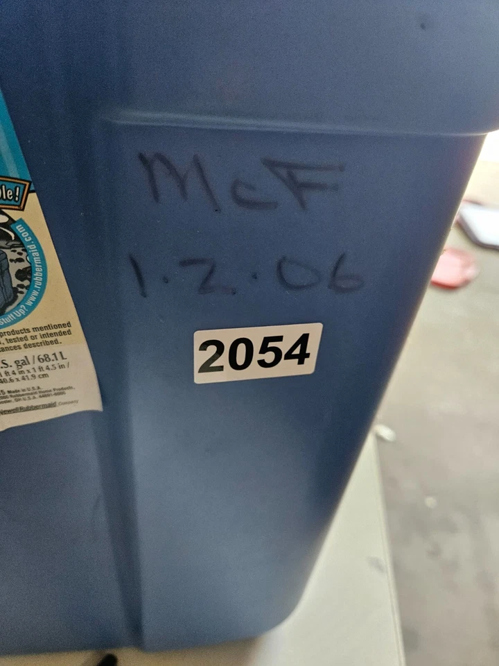 Экшн-фигурка 1996 Mighty Ducks Spinshot Nosedive - Изображение 3 из 3