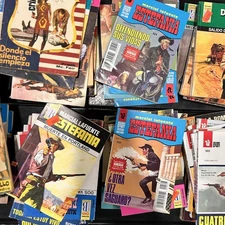 Western Sci Fi Romance Random Lots of 60-70 books ~8 lb box Spanish Vintage Pulp