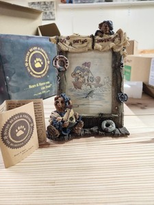 Boyds Frames #27354 BAILEY...LIFE IS A DARING ADVENTURE, w/box and certificate