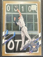 2021 Topps Update Series Aledmys Diaz #US72 Gold /2021 Rookie Card. rookie card picture