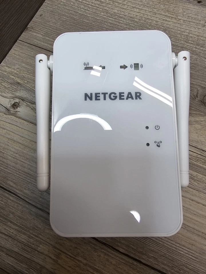 NETGEAR AAC750 WiFi Range Extender EX6100 Dual-band Wall-plug External Antenna - Image 2 of 3