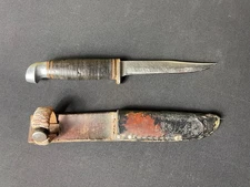 Vintage Kinfolks Knife W/ Leather Sheath